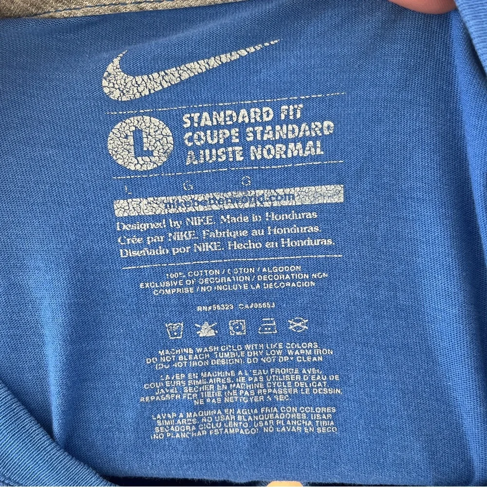 Vintage Nike blue spellout t-shirt, size L 🔥 - Picture 5 of 5
